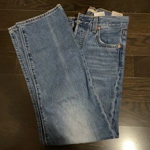 Levi's Ribcage Straight Ankle Jeans